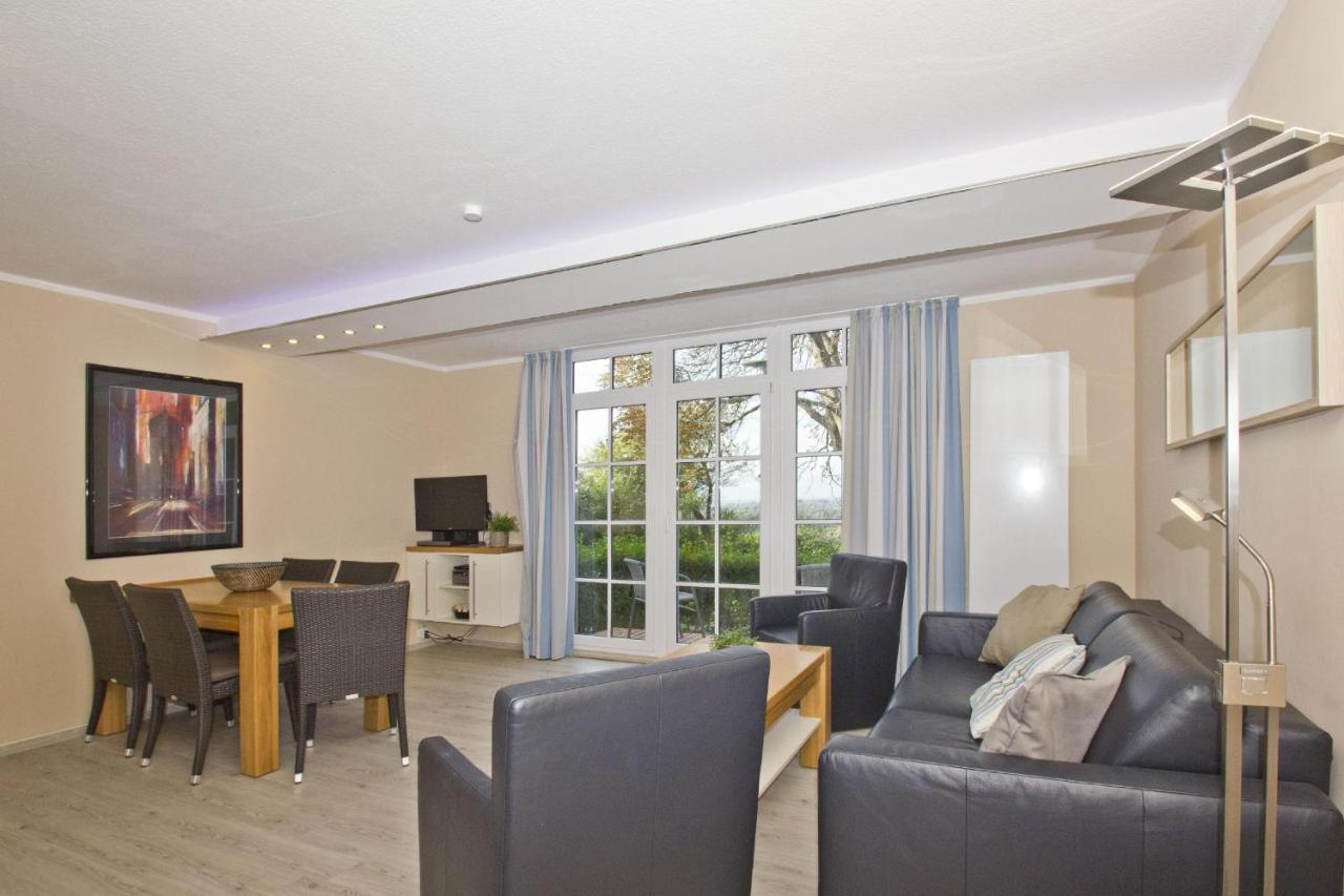 Fewo Mit Terrasse, Gratis Nutzung Vom Ahoi Erlebnisbad Und Sauna In Sellin - Haus Blick Zur See Fewo 13 Gohren Bagian luar foto
